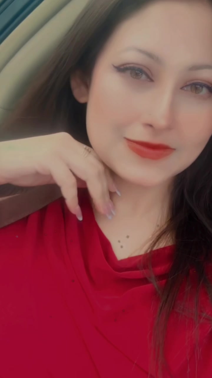 @🦋Moon Mehraj👸🦋