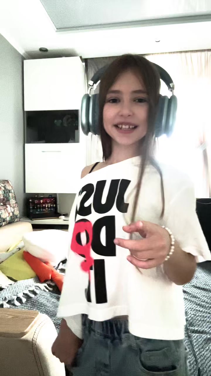 @🙈
