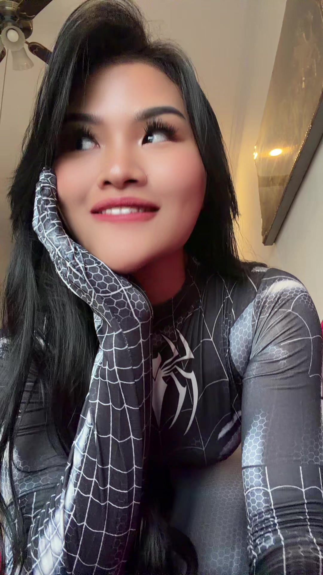 @Adhelputrii🦄