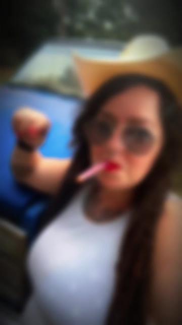 @Smokie_hottits