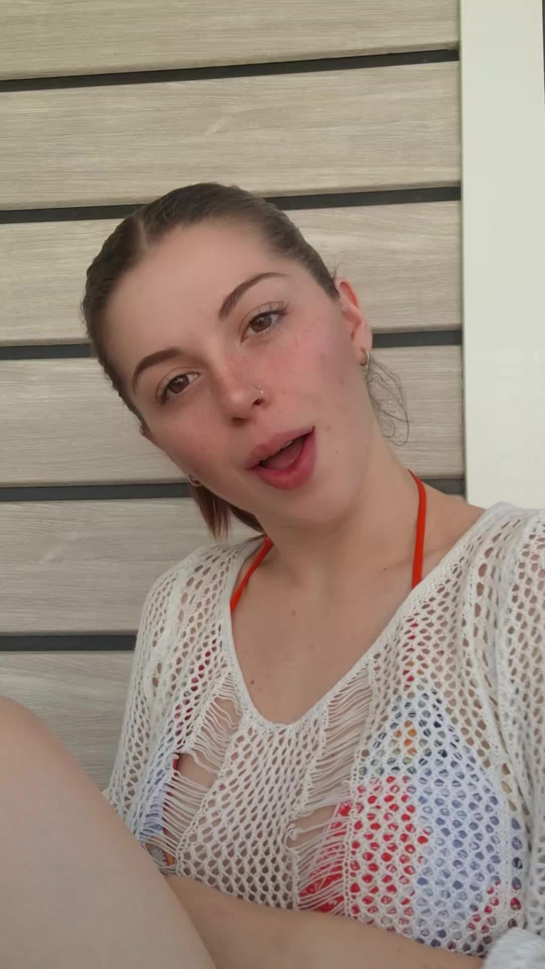 @Tecla