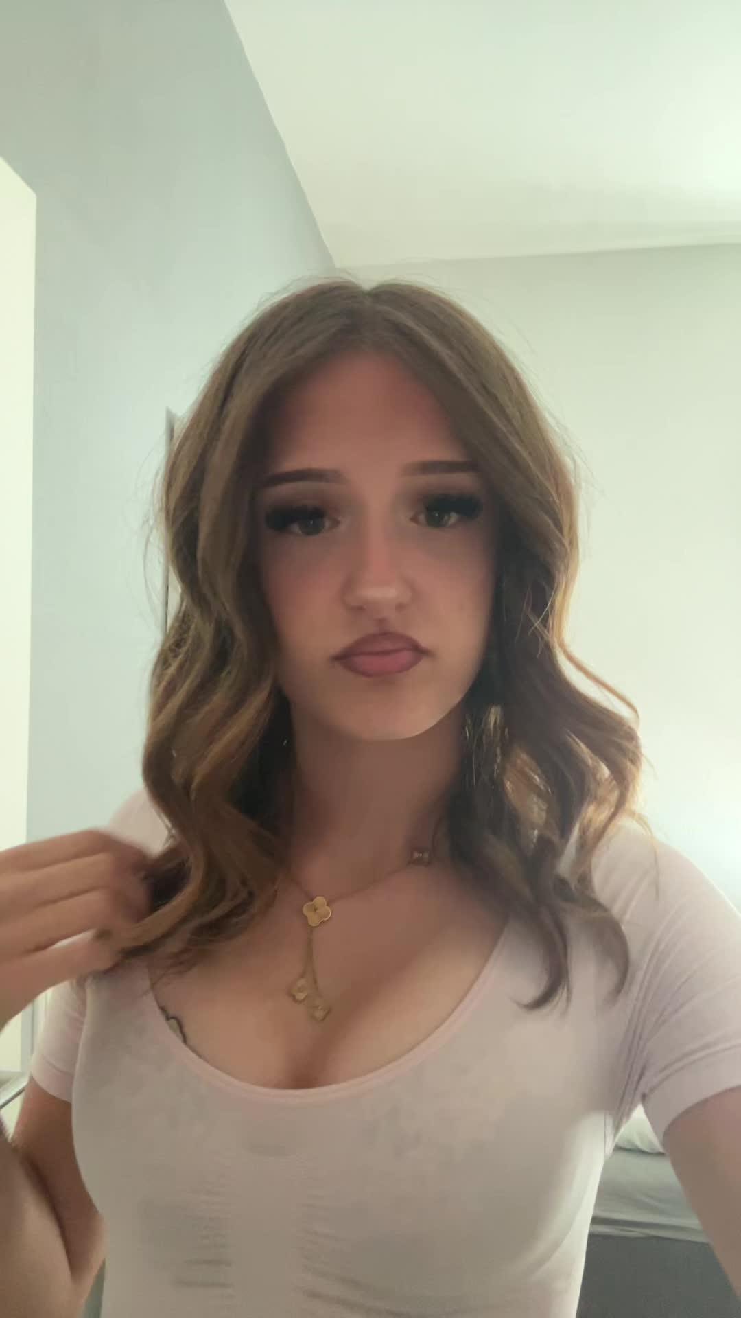 @👸🏽