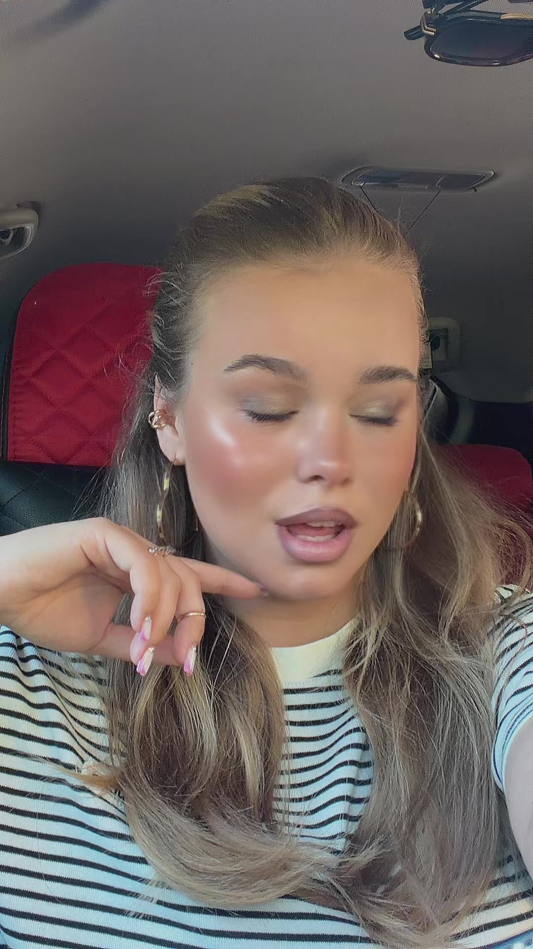@🐣