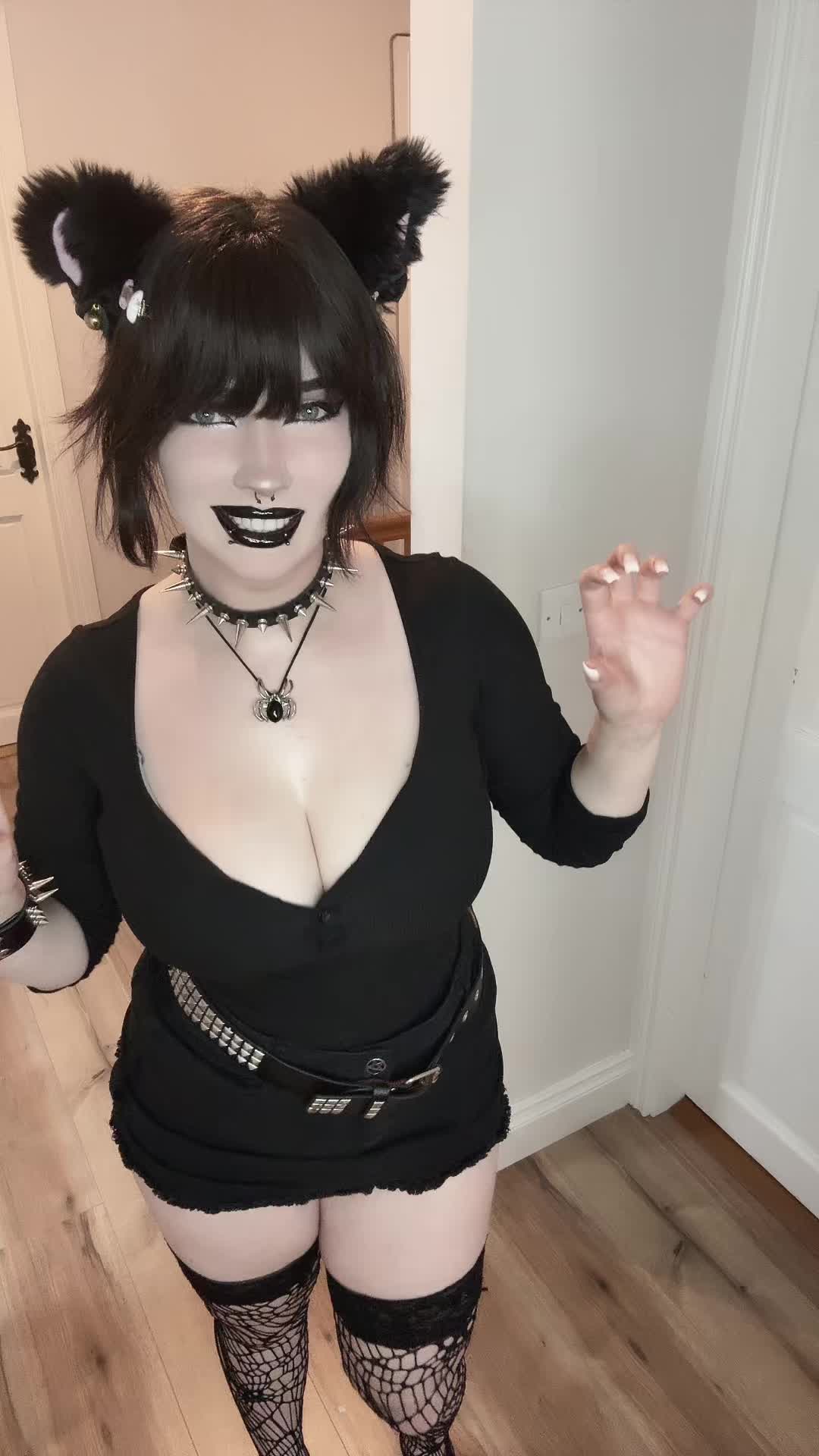 @Cutiegothxo