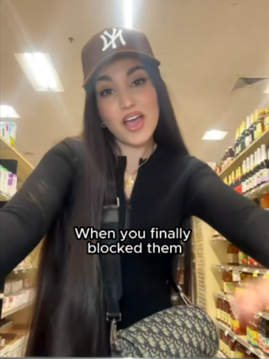 @Enisaland