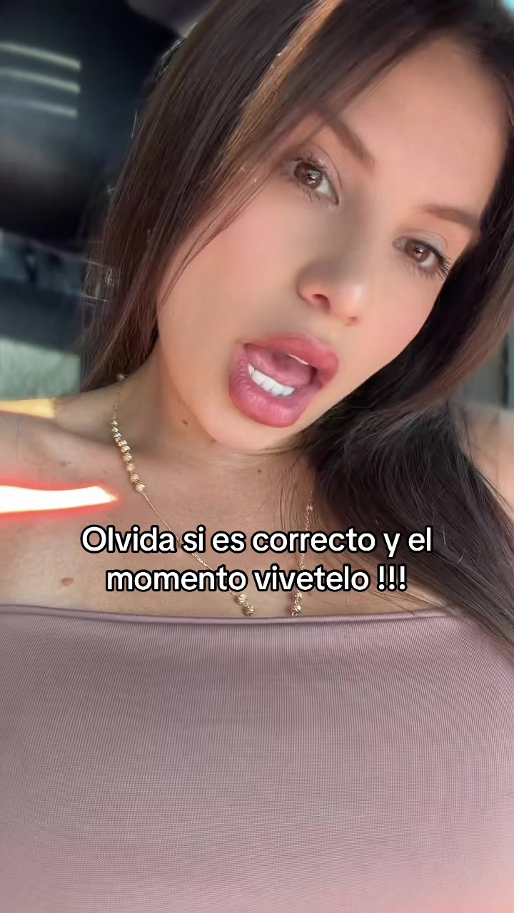 @Jennifer Bello &bull; Te sigue