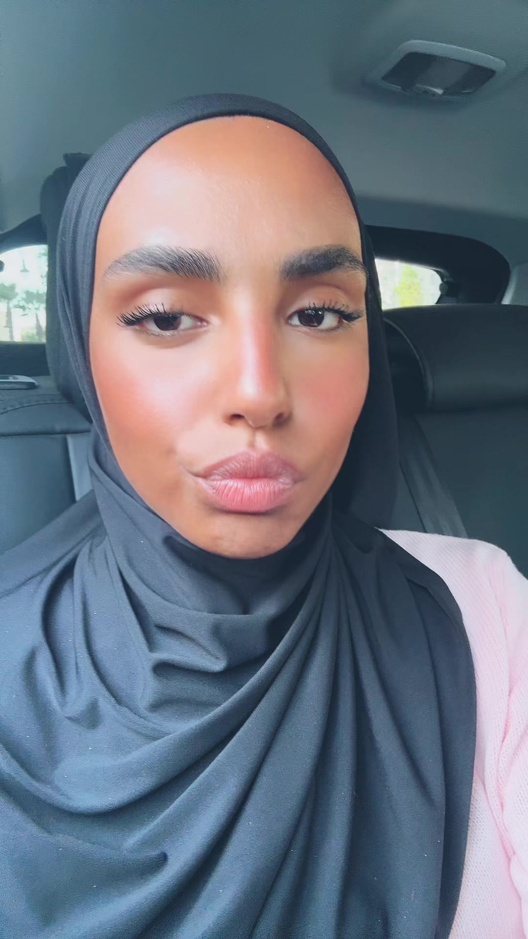 @zahraa.bdf
