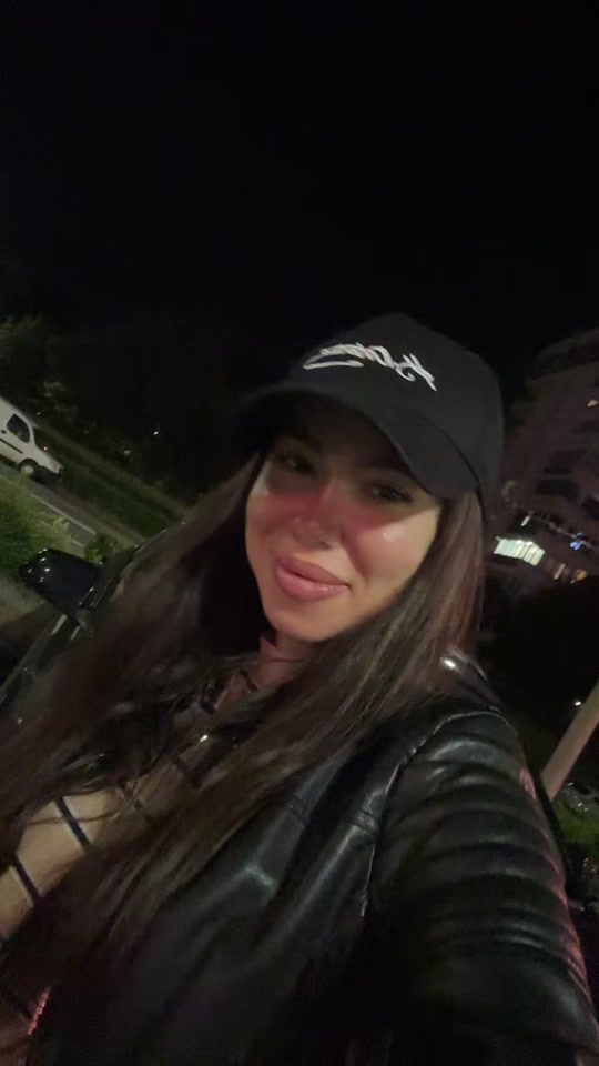 @𝐇𝐞𝐥𝐢𝐧 𝐇𝐗𝐋