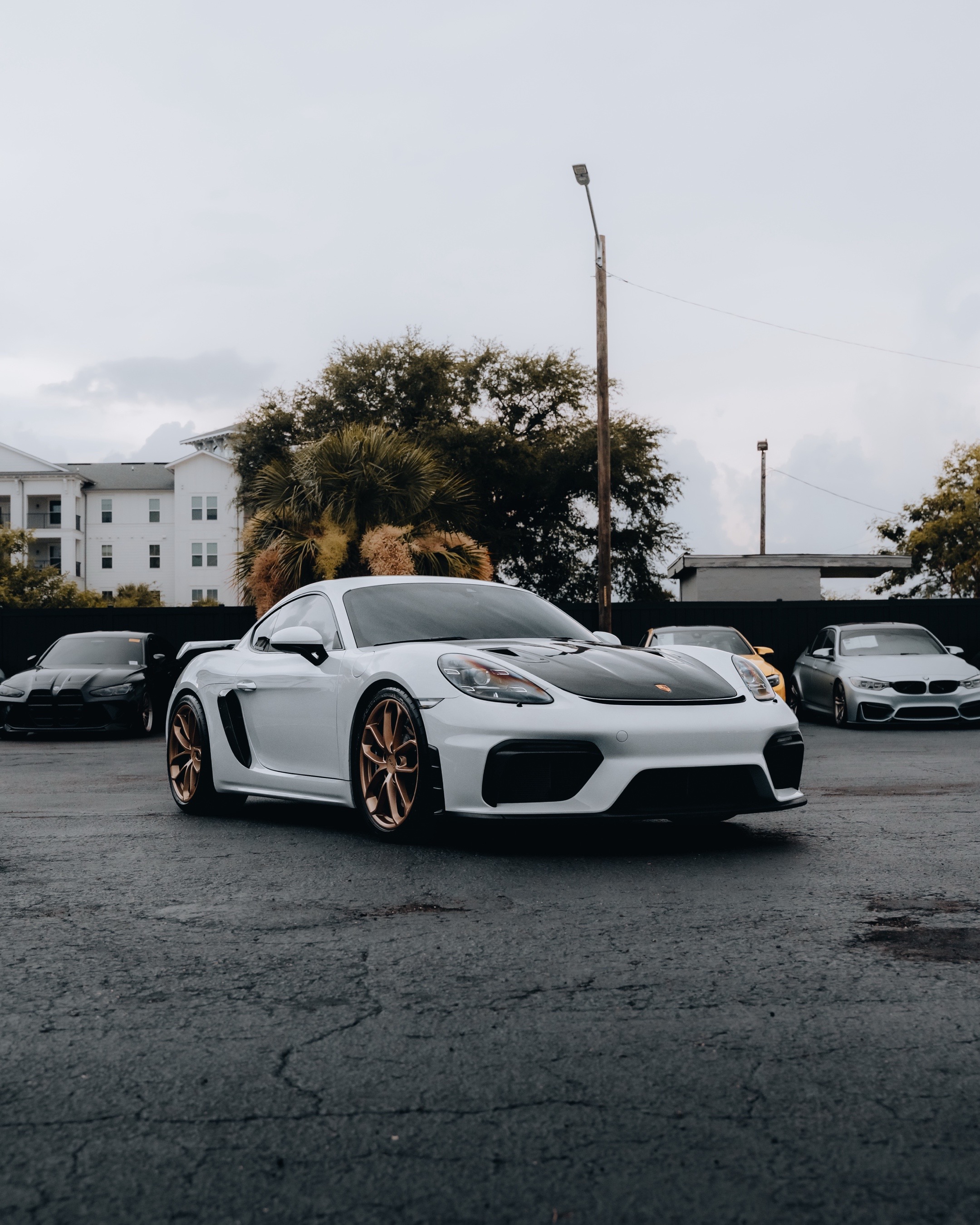 @Premier Auto Lounge