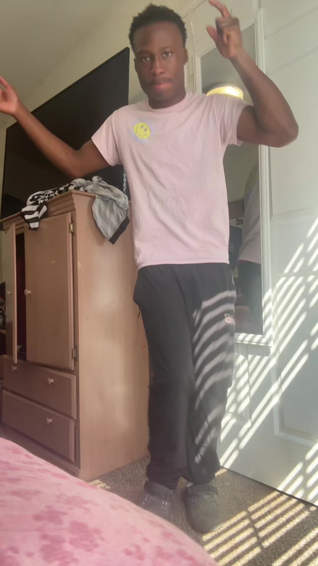 @yourneighborhood_randome