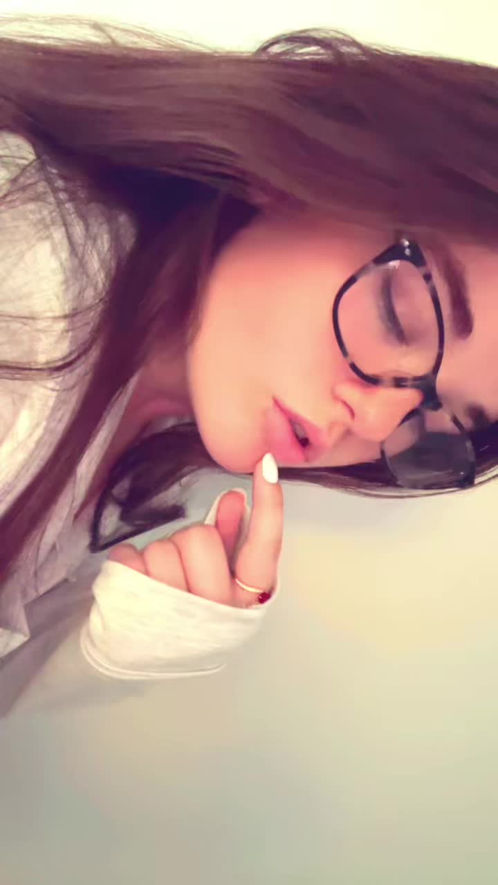 @🌺𝒞𝒽𝑒𝓁𝓈𝑒𝒶🌺