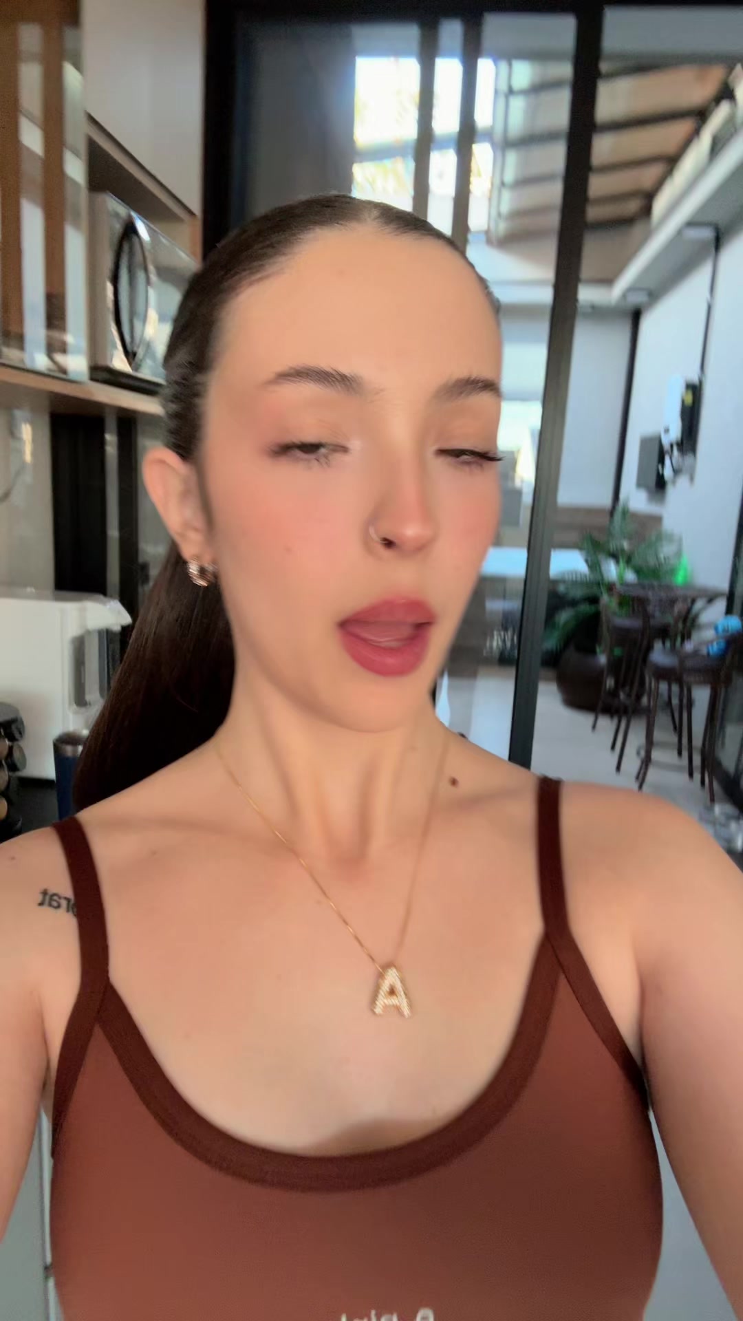 @Ana