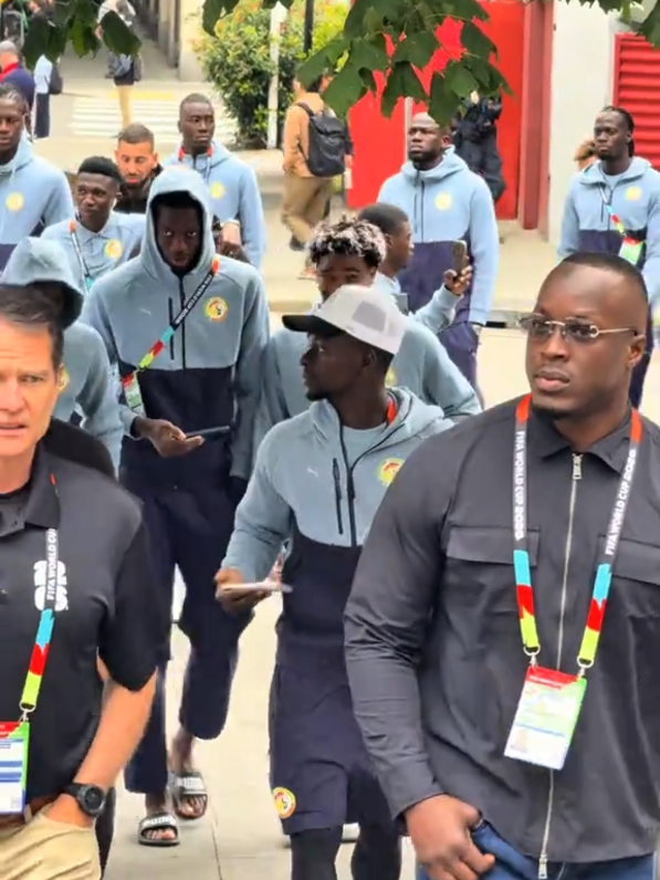 @SADIO MAN&Eacute; 10 Officiel