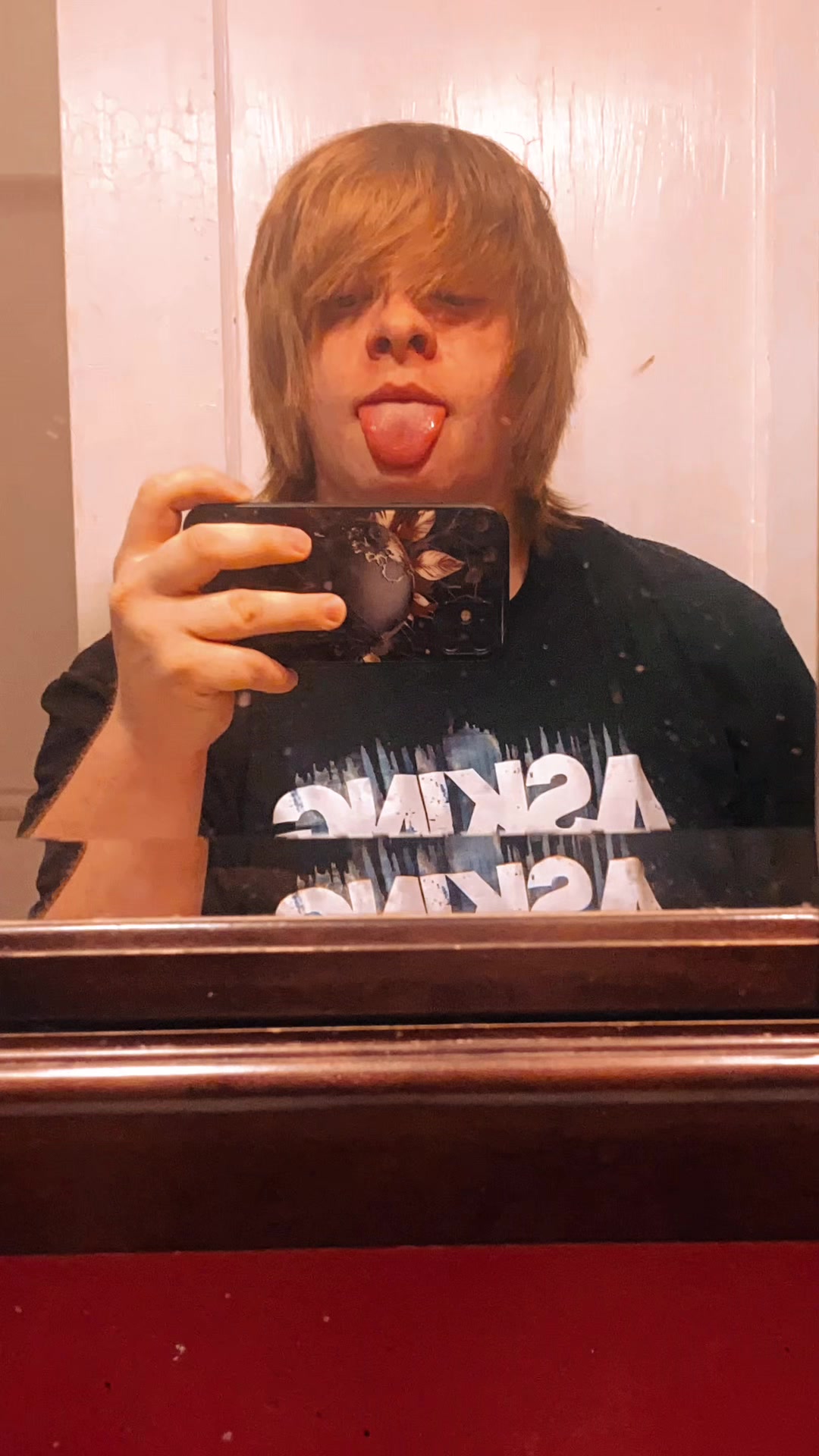 @⛧ 𝕮𝕳𝖀𝕮𝕶𝖄 ⛧