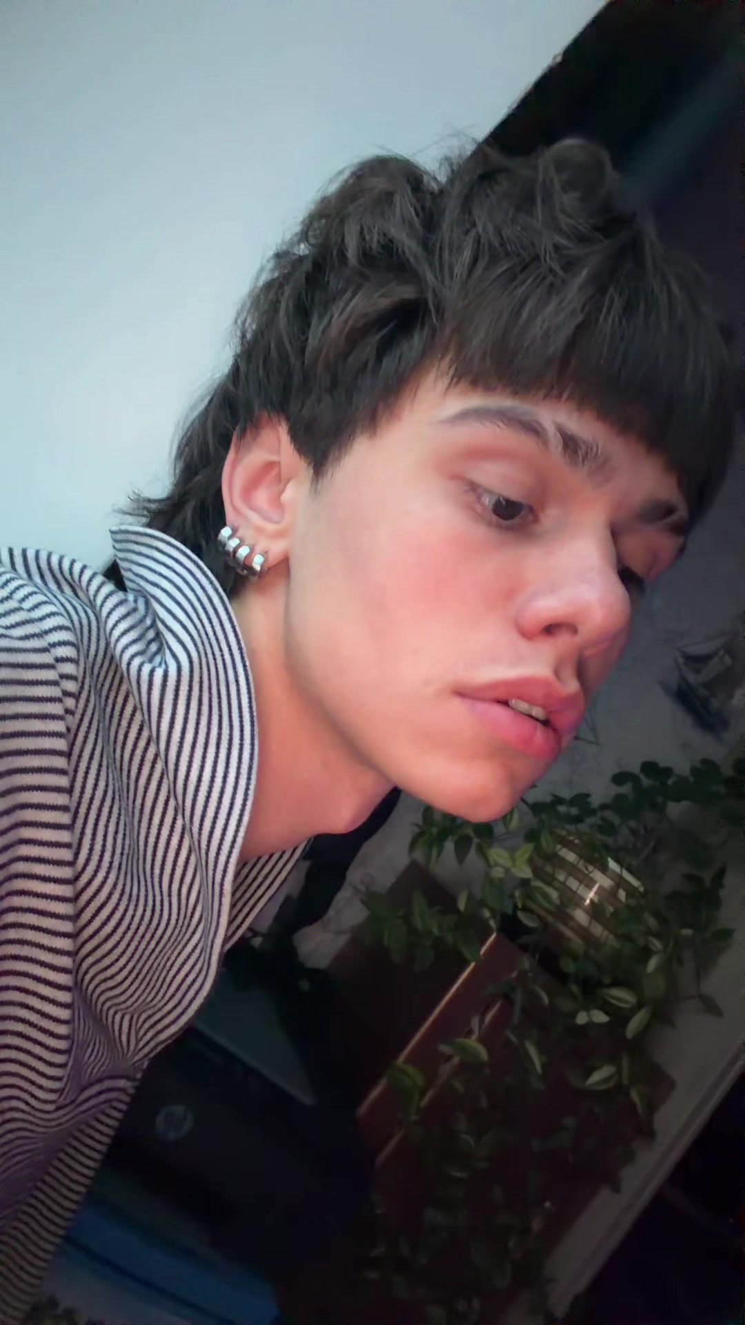@КИРЮХА ЛИ ФАК