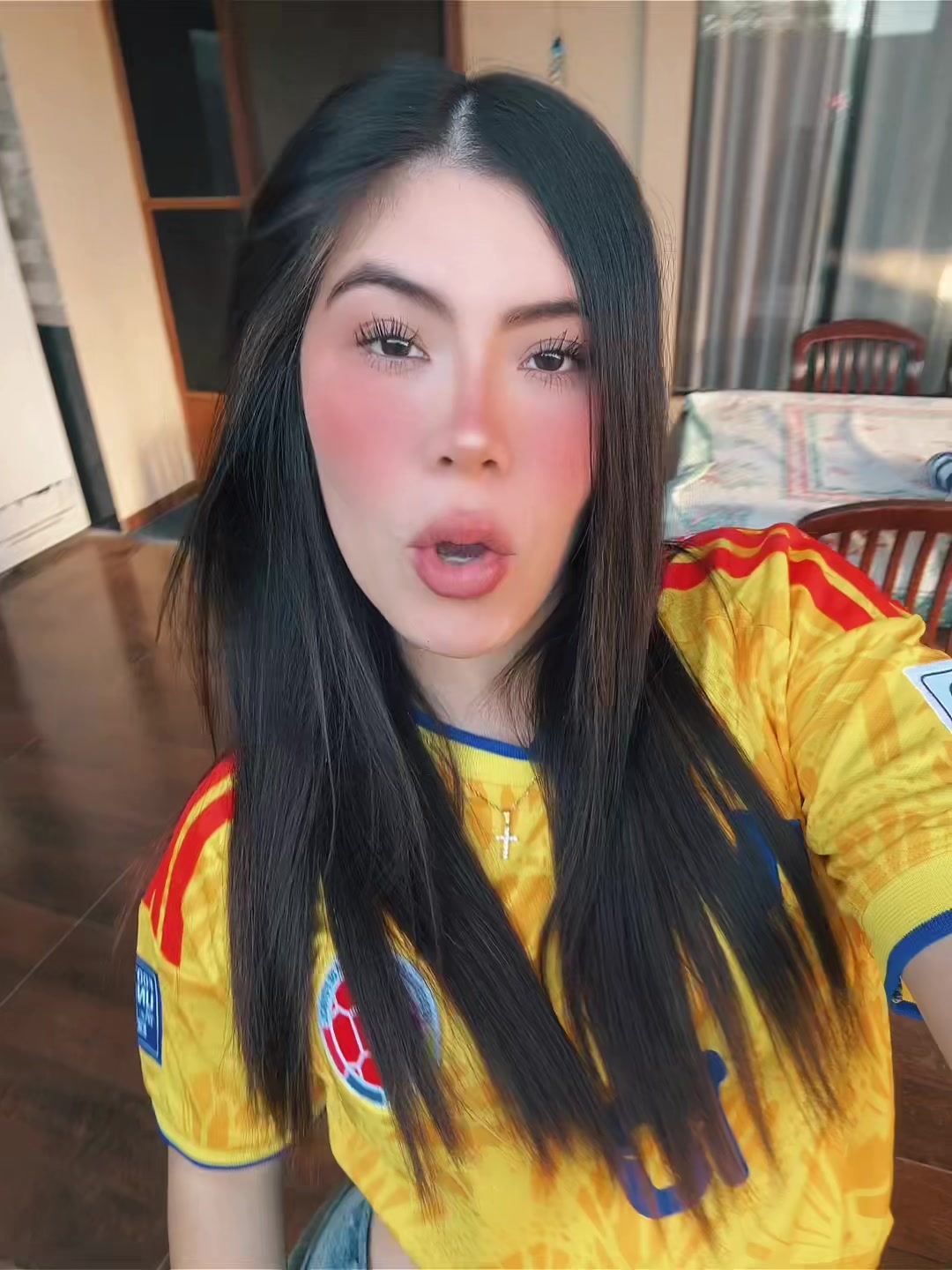 @Fabiana_algaranaz15
