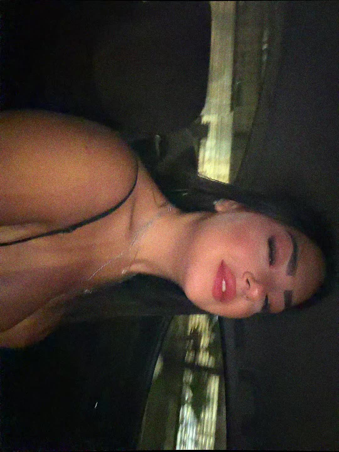 @Nina