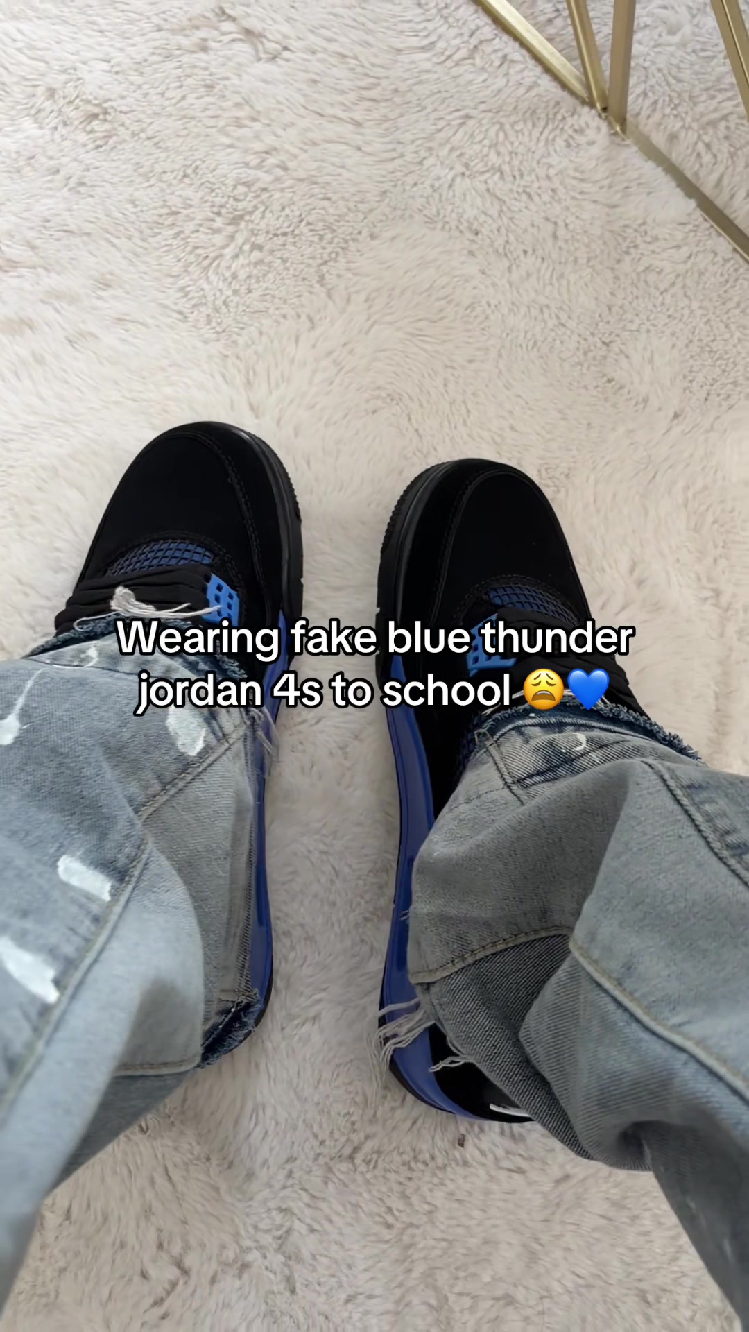 @luvvkicks