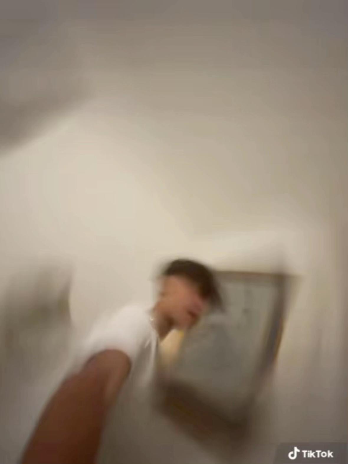 @J O E Y