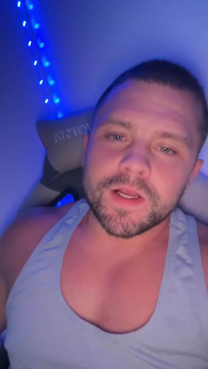 @ErikBuiltDifferent 💪