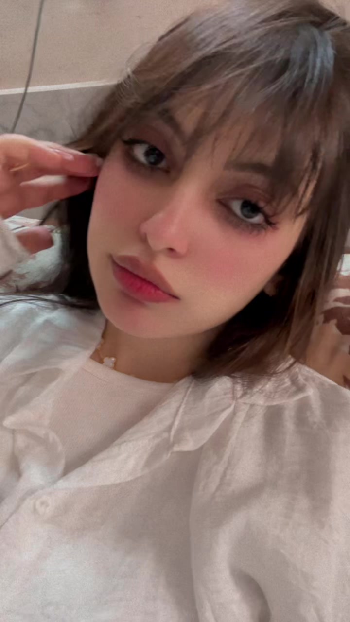 @m.o.n.a_salehii