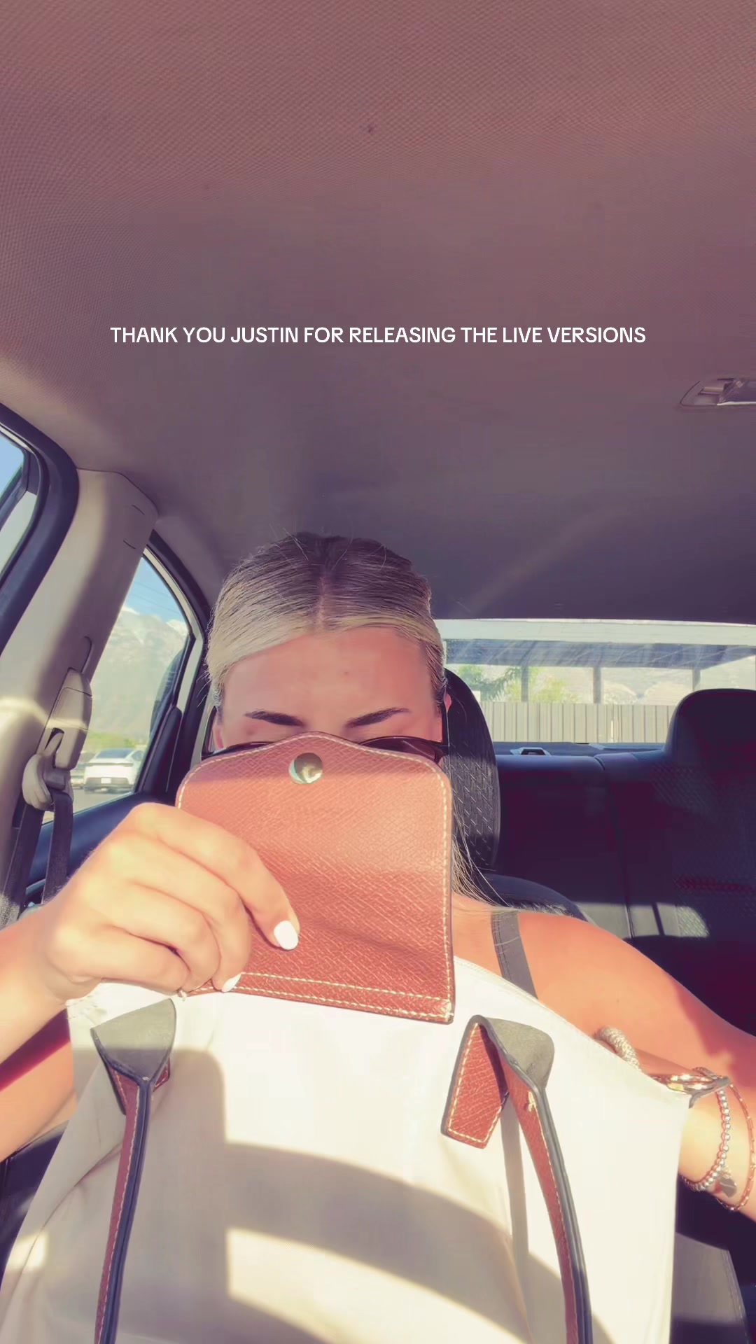 @olivia