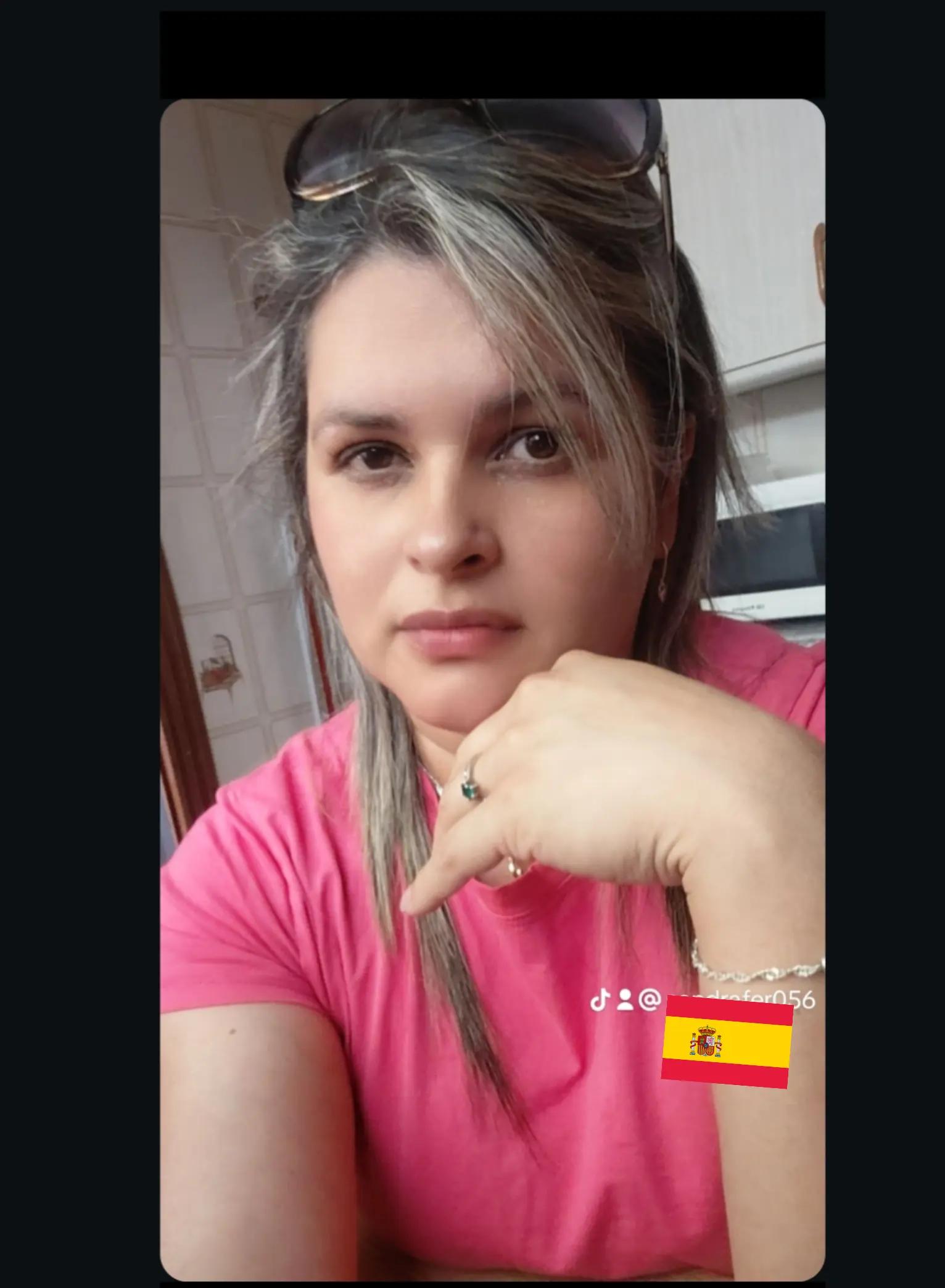 @👑Sandrafer63👸❤️📻🎙🍀