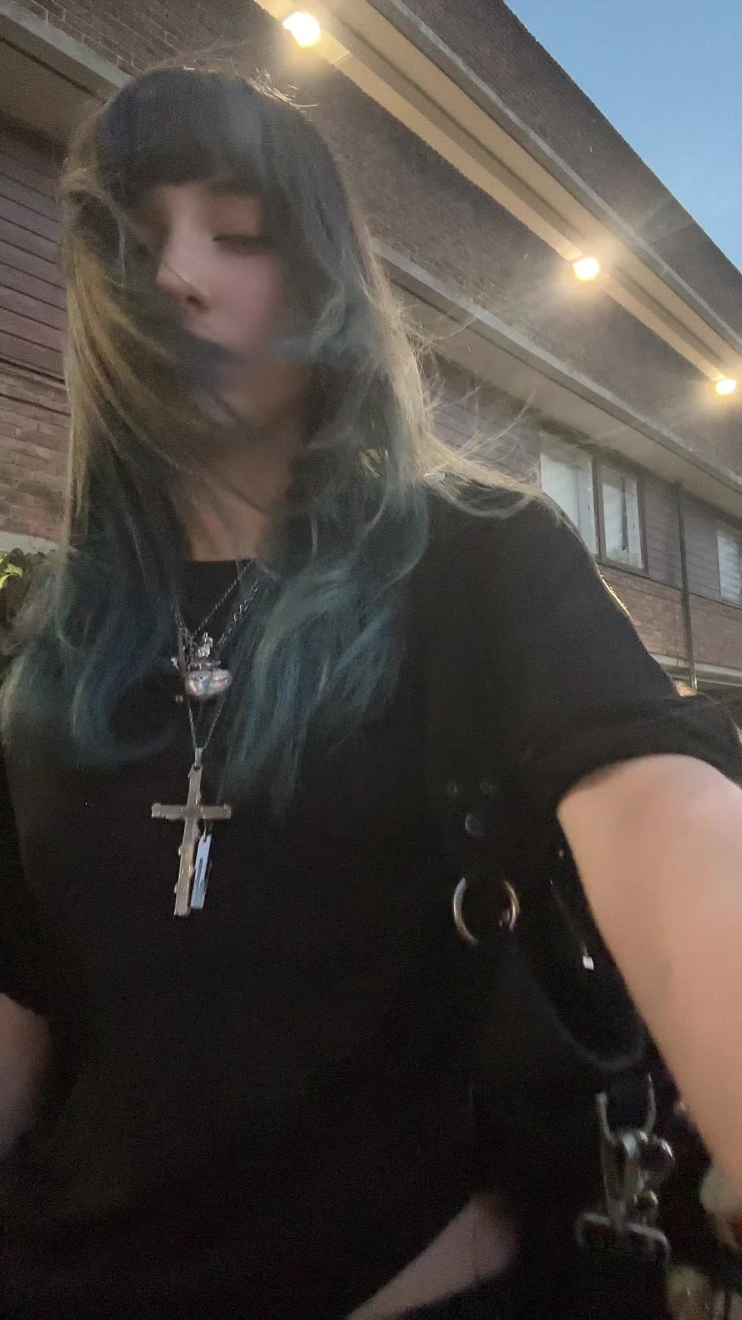 @Mia