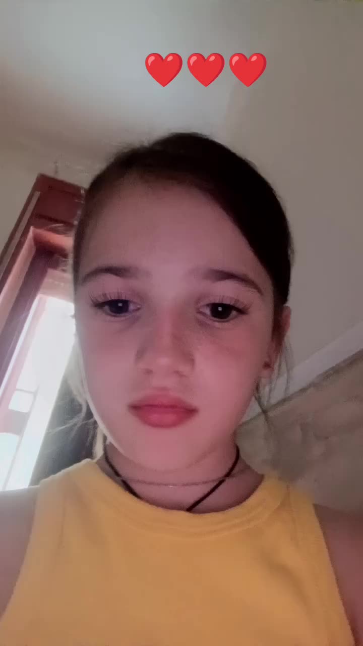 @gennyanna