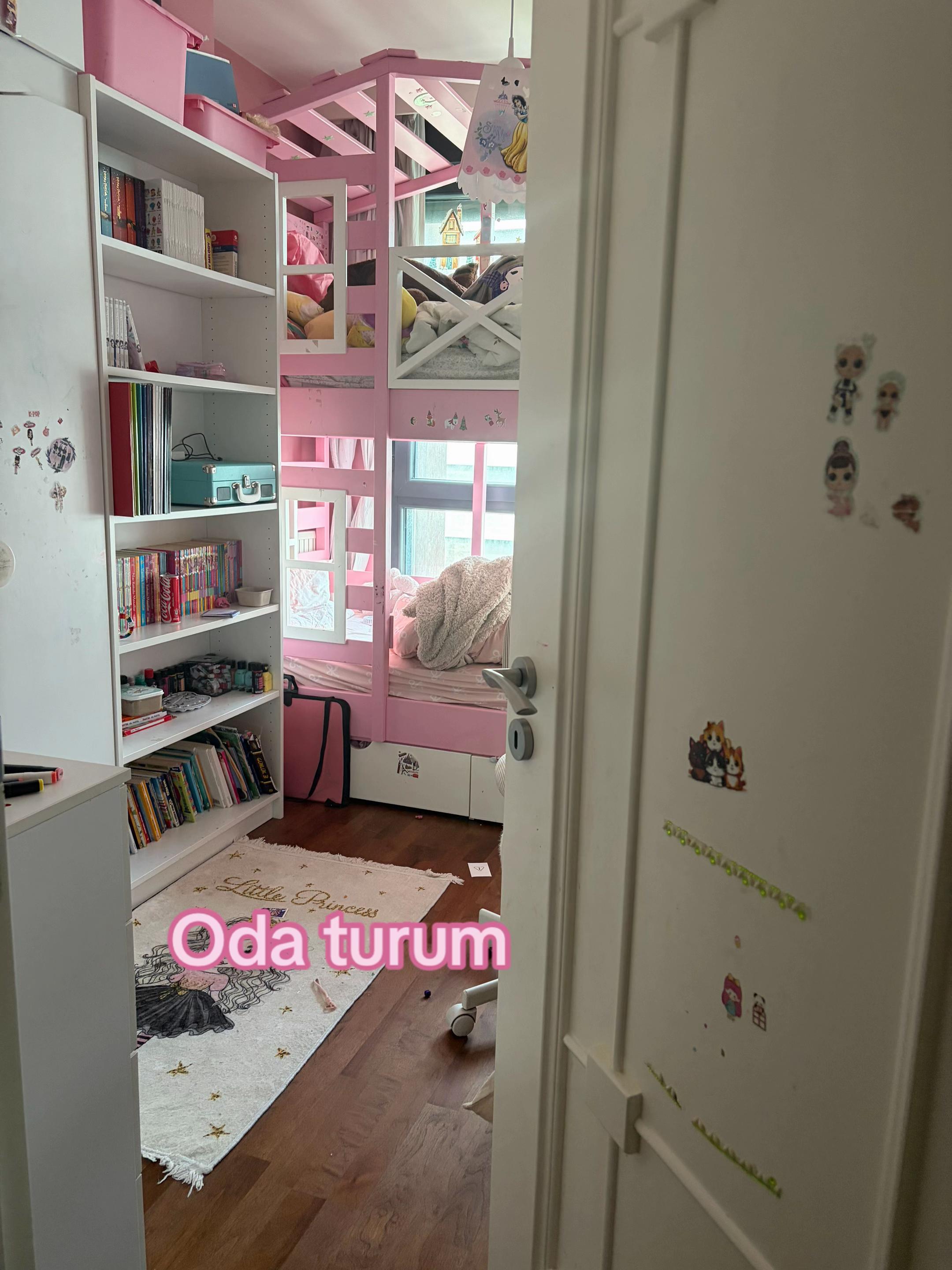 @☾ 𝑙𝑢𝑝𝑖𝑠𝑠𝑠𝑠 ☽