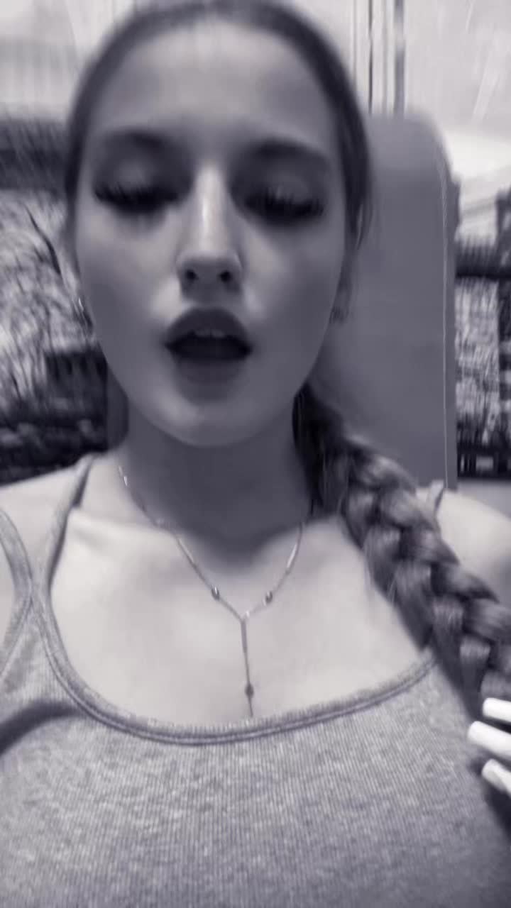 @𝕲𝖊𝖑𝖈𝖍𝖎𝖐💋