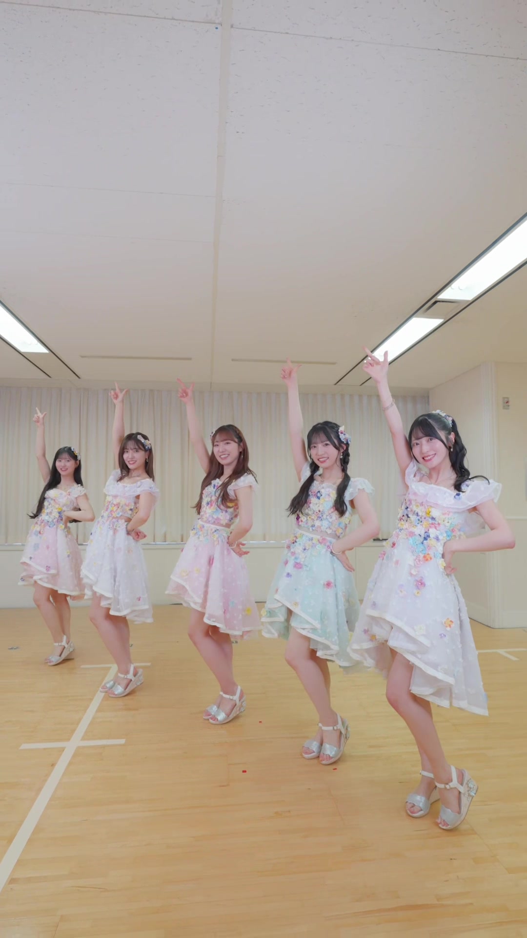 @AKB48