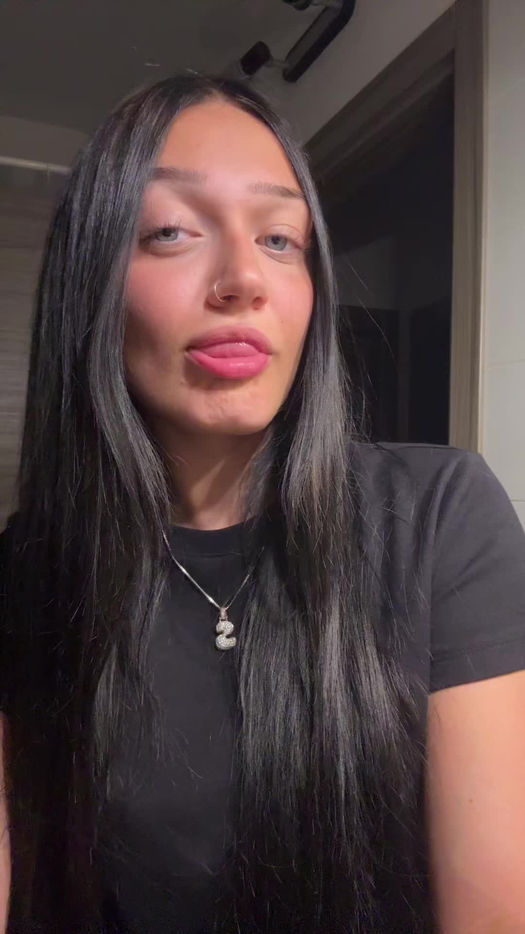 @stillthatsara