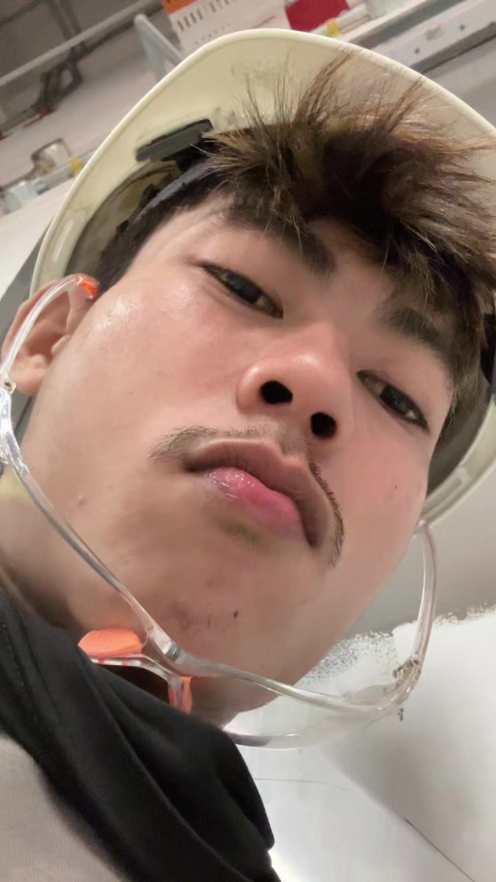 @1%