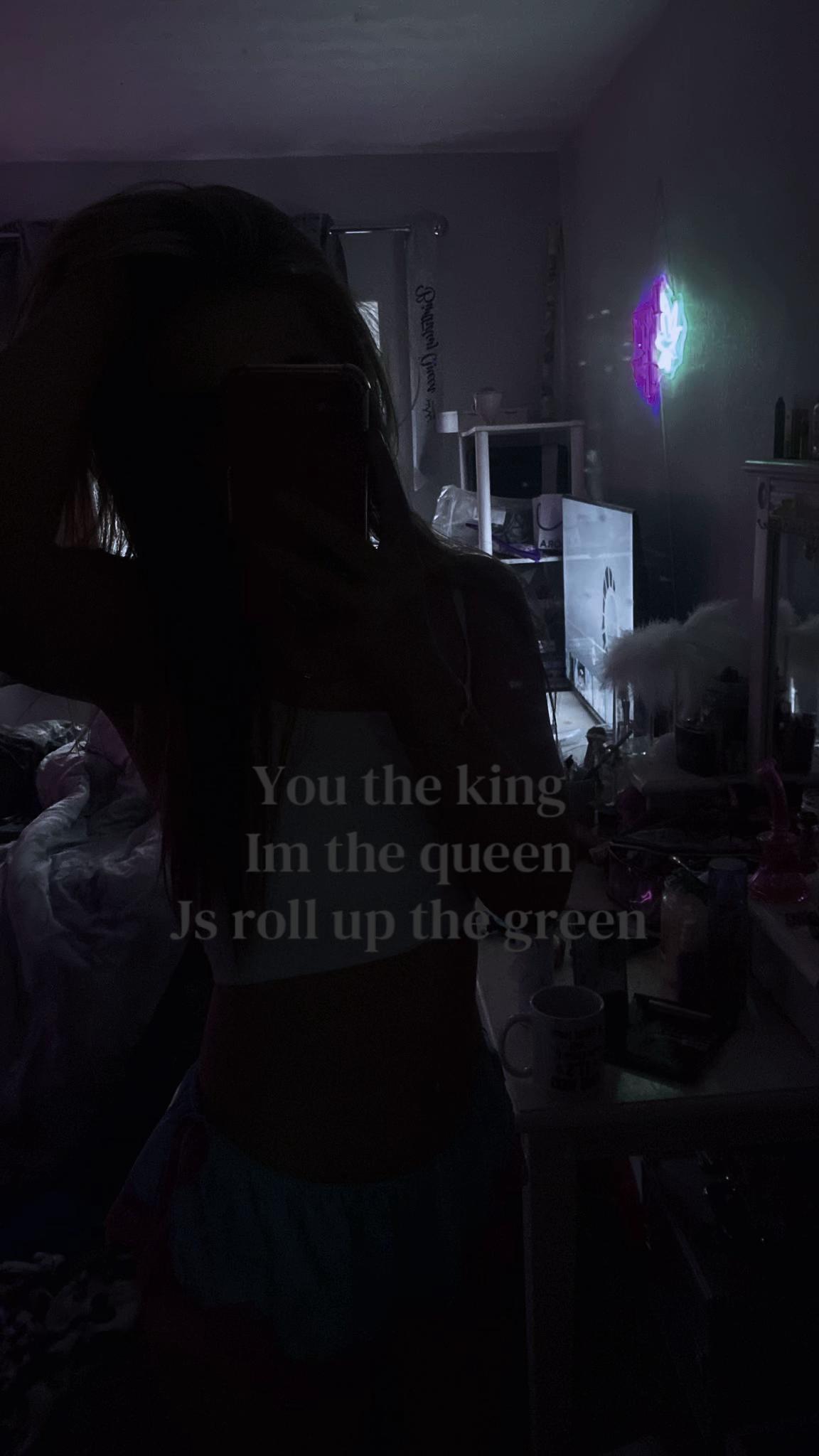 @Demi🍃❄️