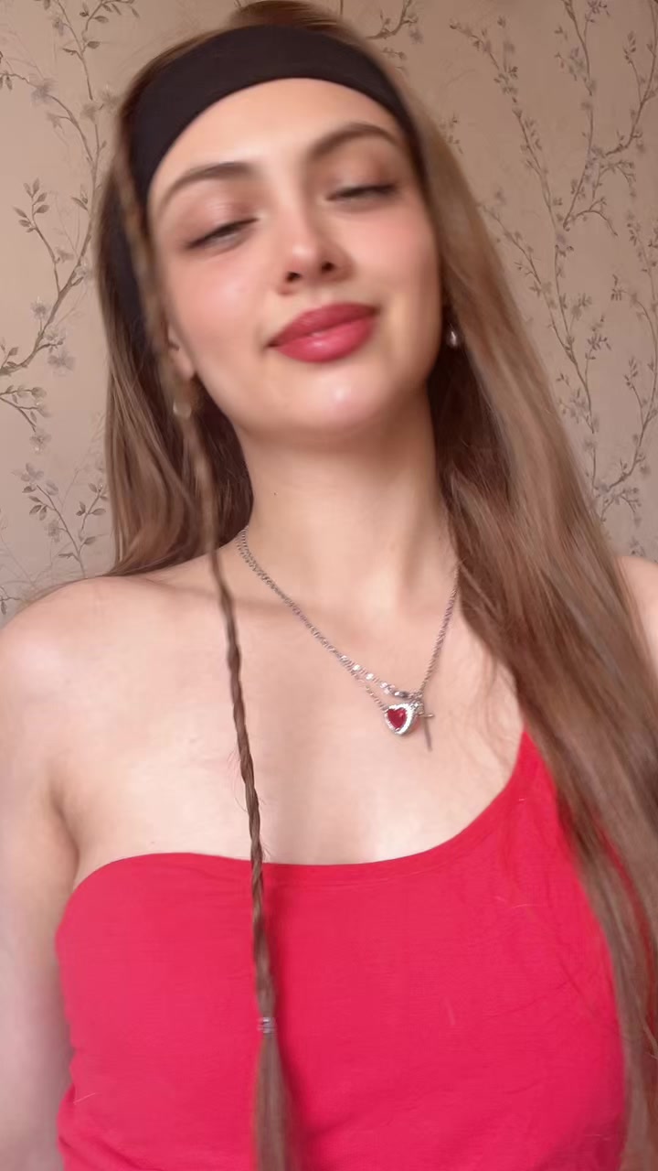 @user72389856272