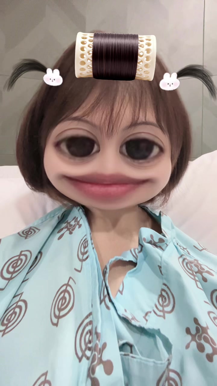 @Khunmim