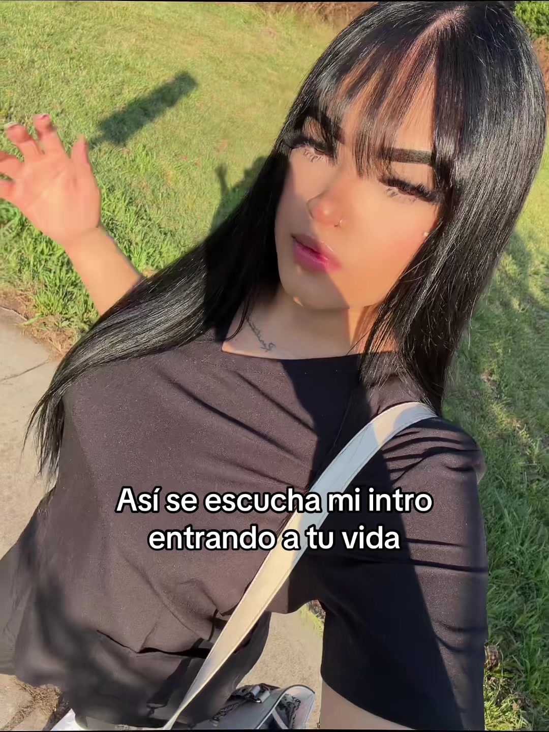 @𝒞𝒶𝓇𝑜𝓁 🍒