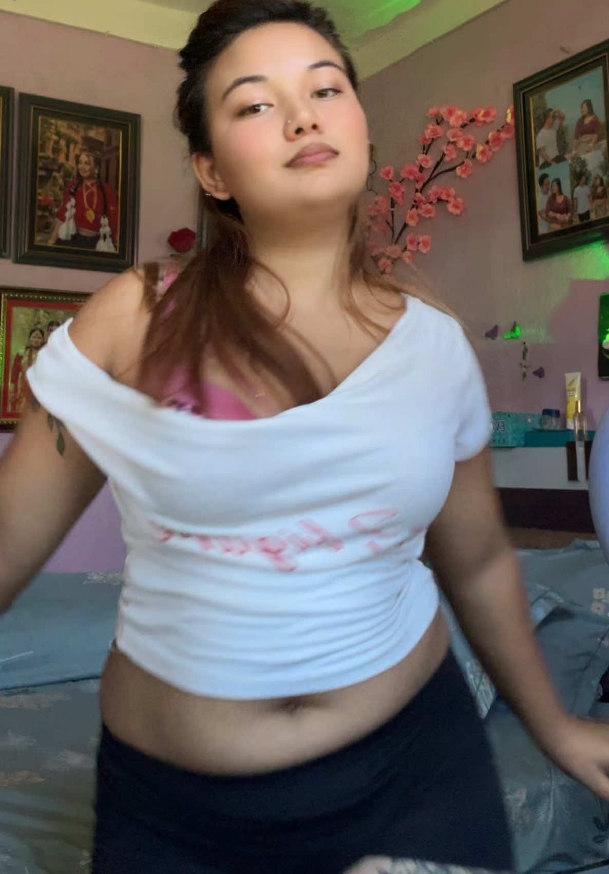 @🥵Darling_Reezhuuu🍀