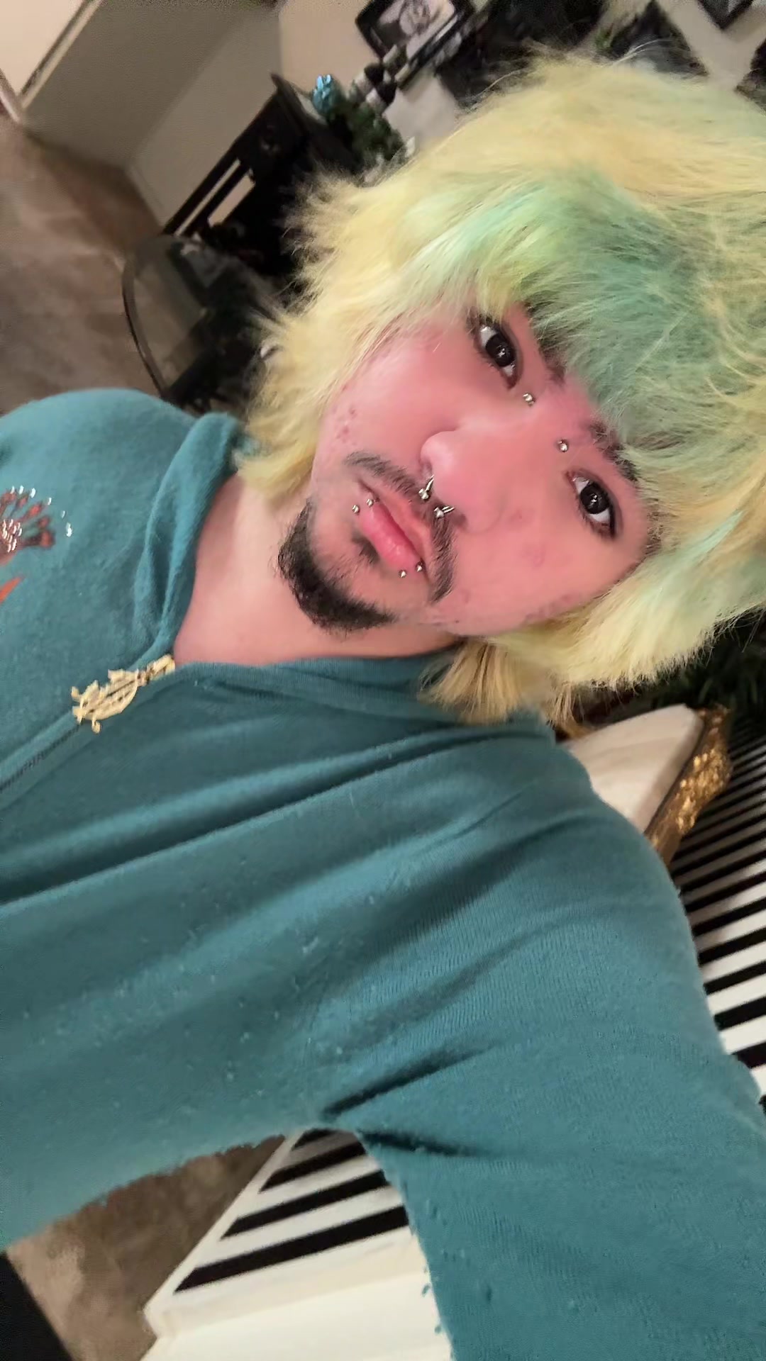 @livingdeadboy