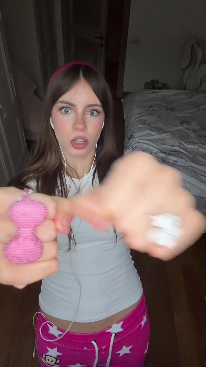 @monclershagirll