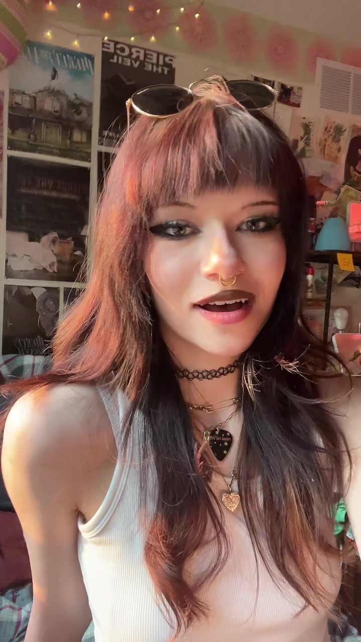 @Maya 🖤 (#1 Besitos Fan)