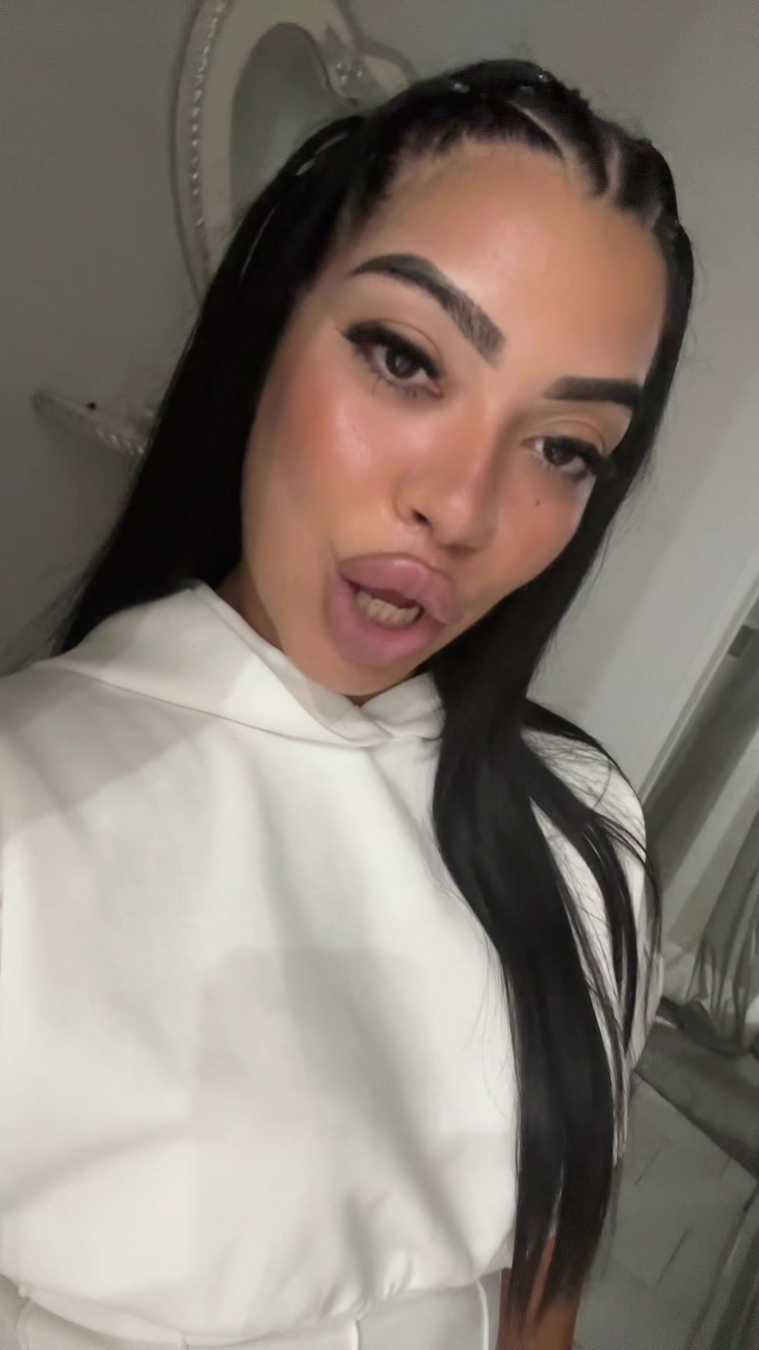 @𝓡𝓞𝓢𝓨🍓