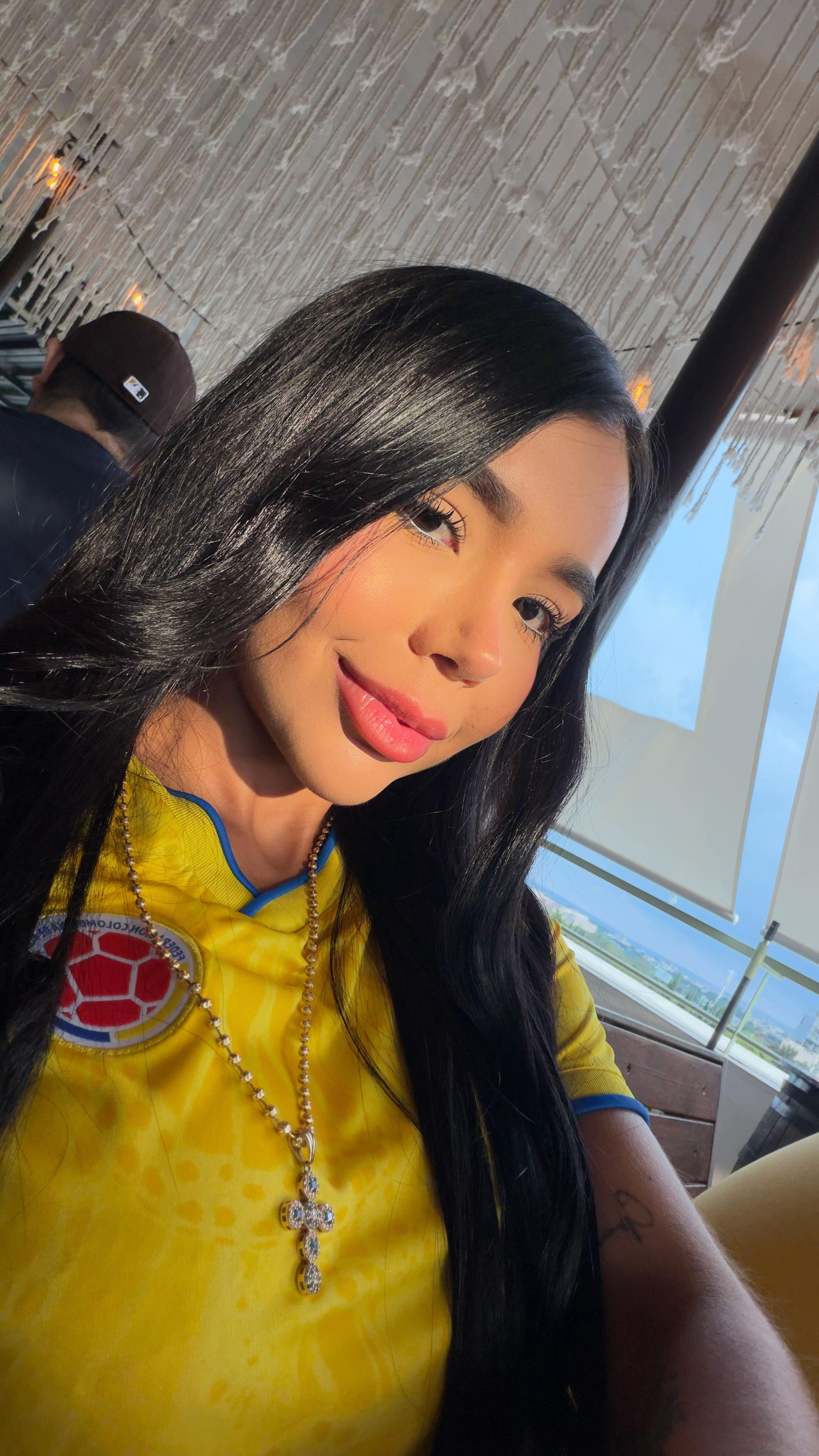 @ANGIE LORENA🫦