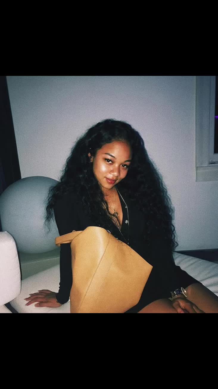@Diorvsmodel2.0