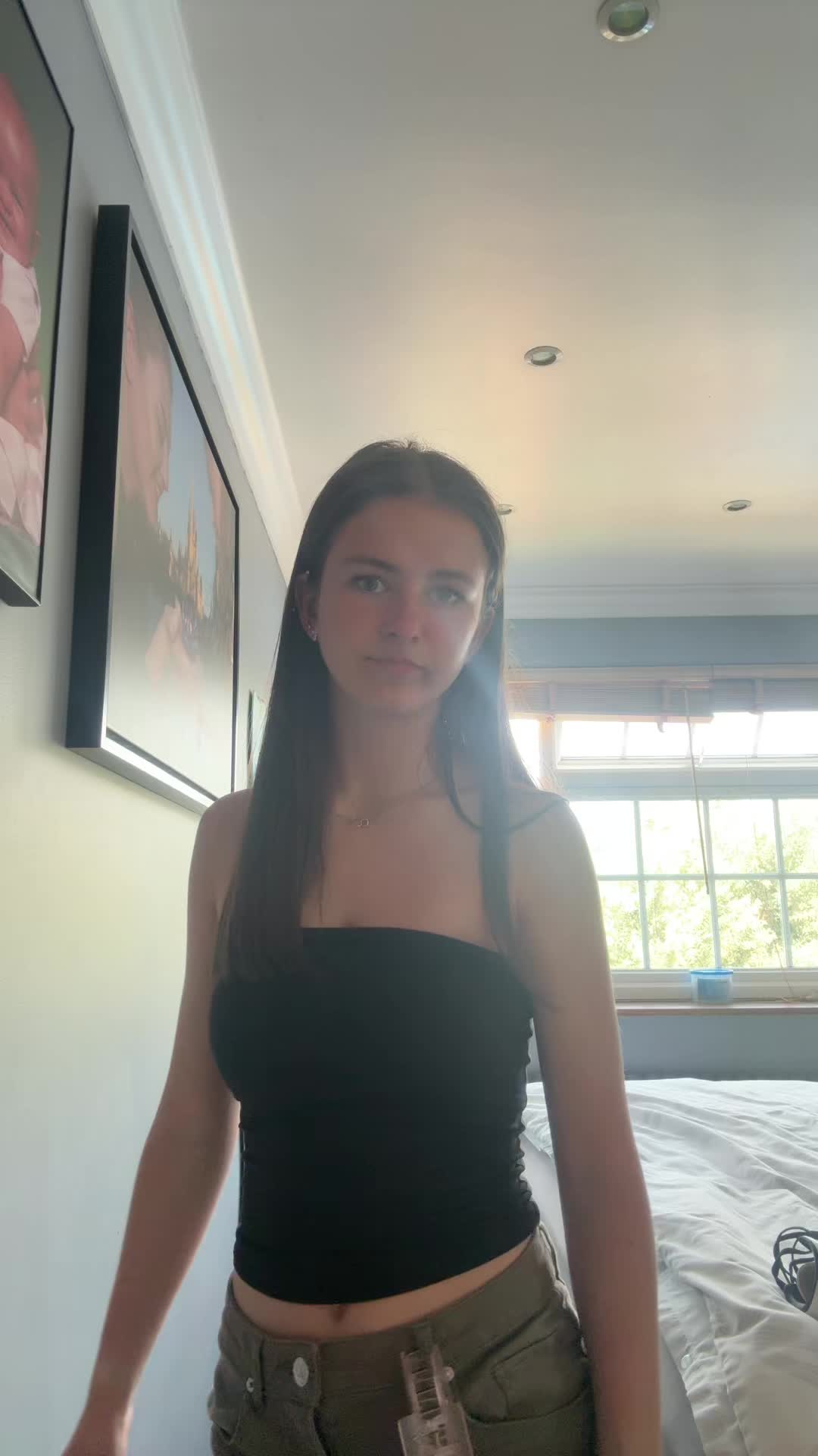 @𝐒 𝐂 𝐀 𝐑 𝐋 𝐄 𝐓 𝐓 ꨄ︎