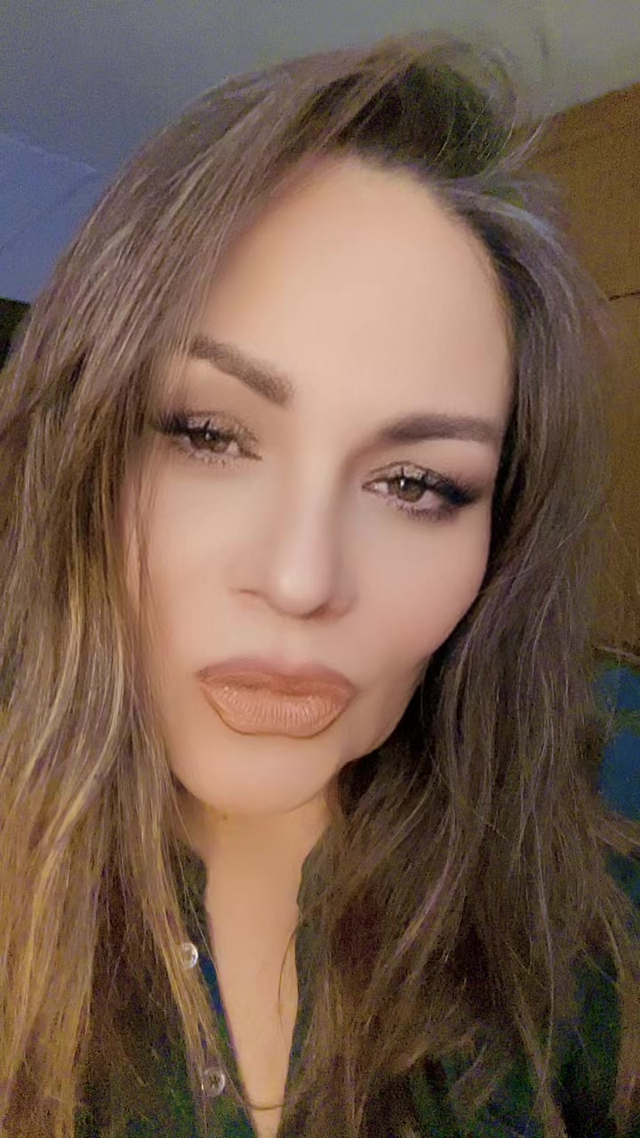 @Ana