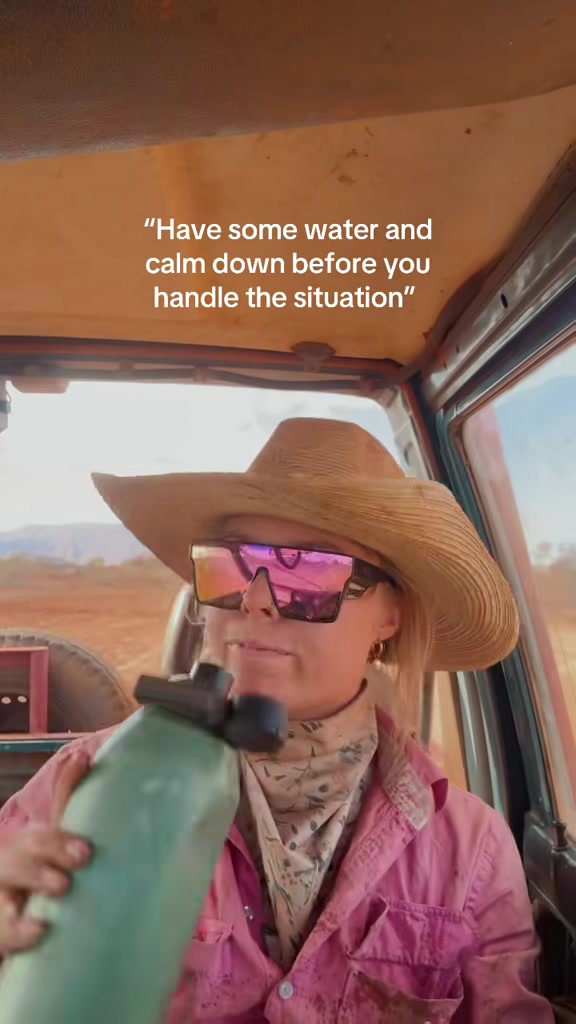 @dumbblonde