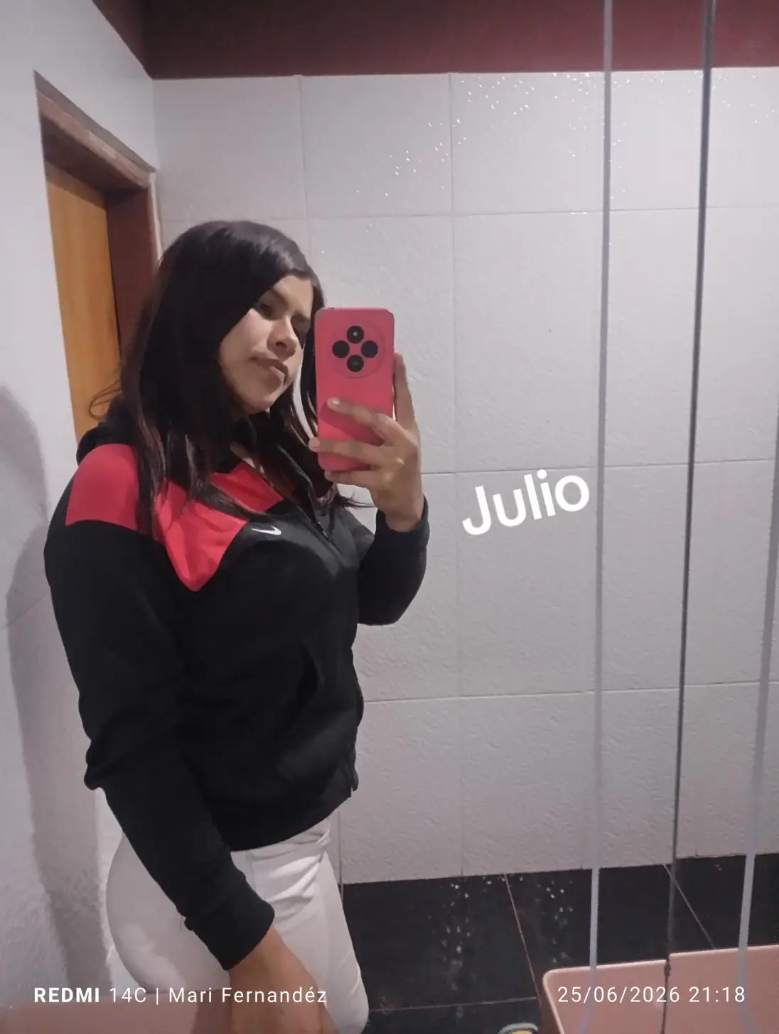 @ANGELA FERNAND&Eacute;Z