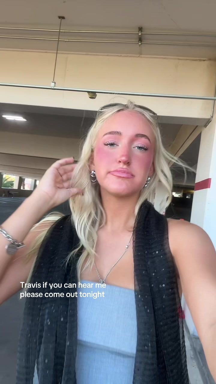 @Mia
